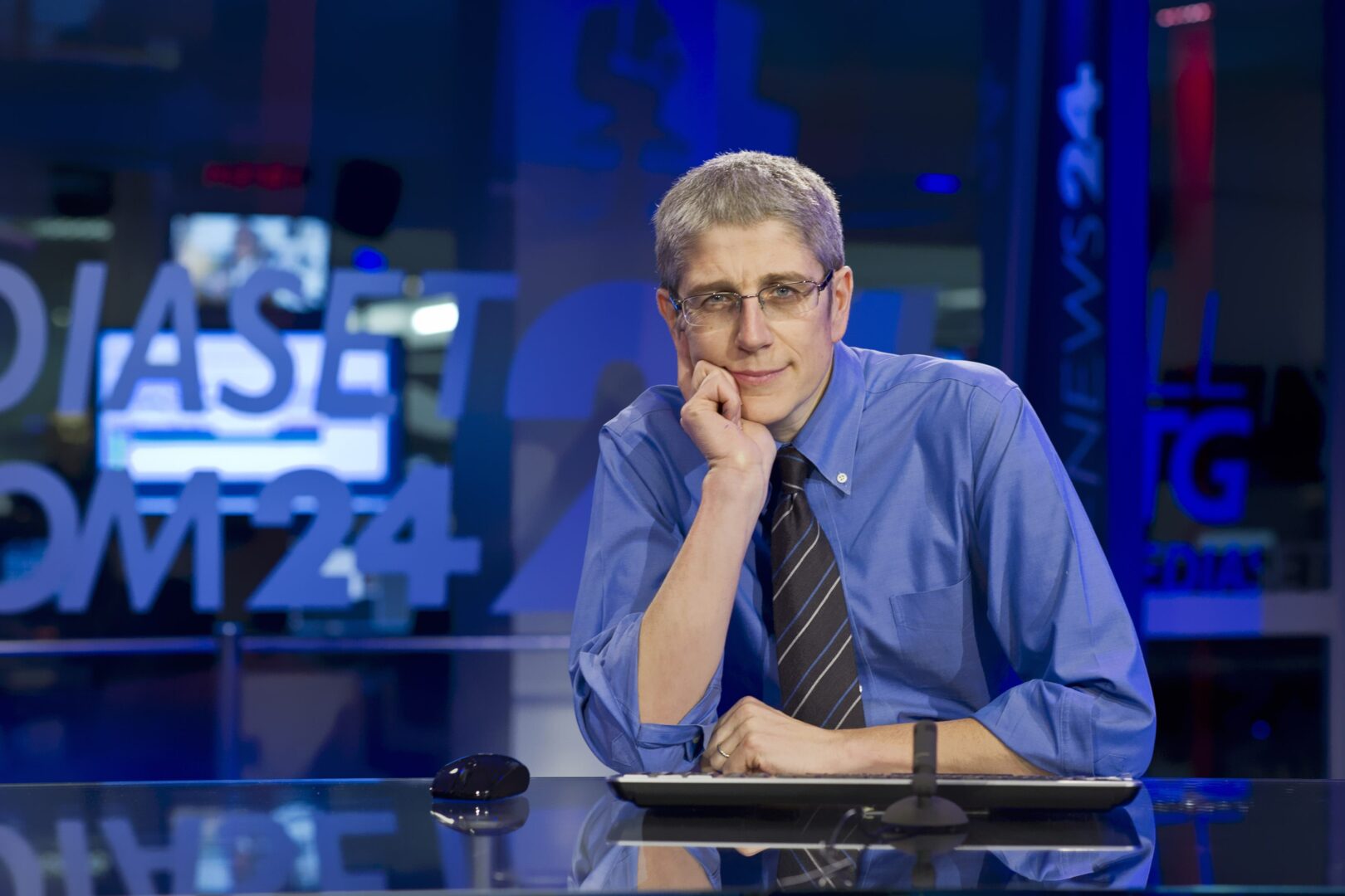 Mario Giordano Direttore del Tg 4, il Mondo esce fino a fine marzo, la rivista Abitare sarà solo digitale