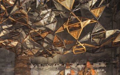 Alla Biennale di Architettura con l’opera poetica di Benedetta Tagliabue in quercia rossa americana